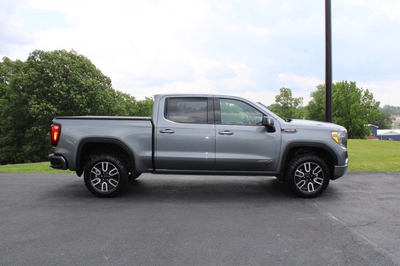 Used 2021 GMC Sierra 1500 AT4 image 2