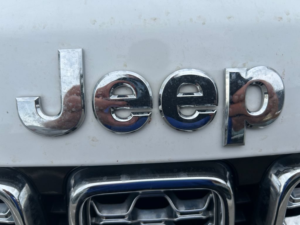 Certified 2020 Jeep Grand Cherokee Overland AWD/4WD image 34