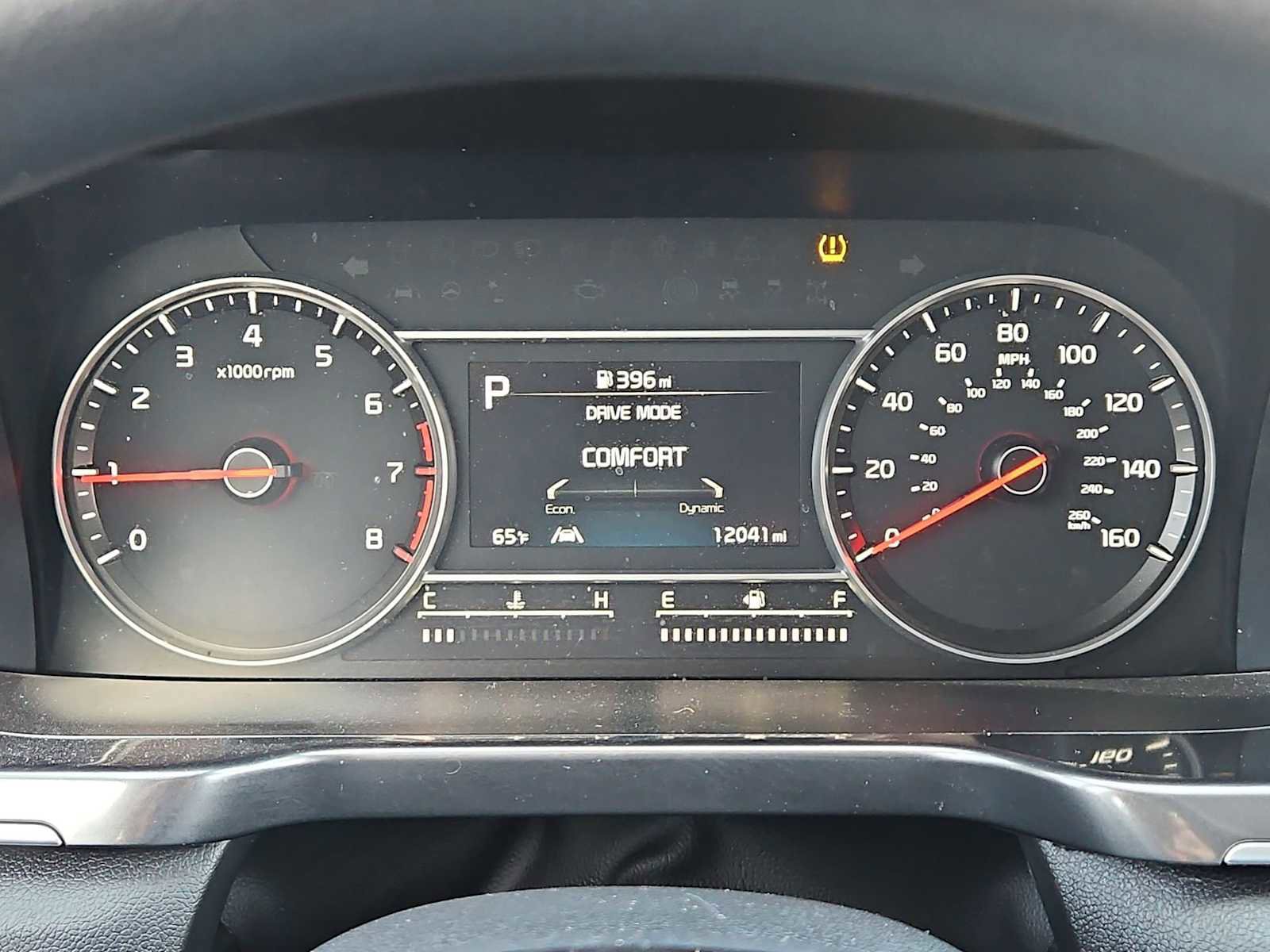 Used 2023 Kia Sorento LX image 30