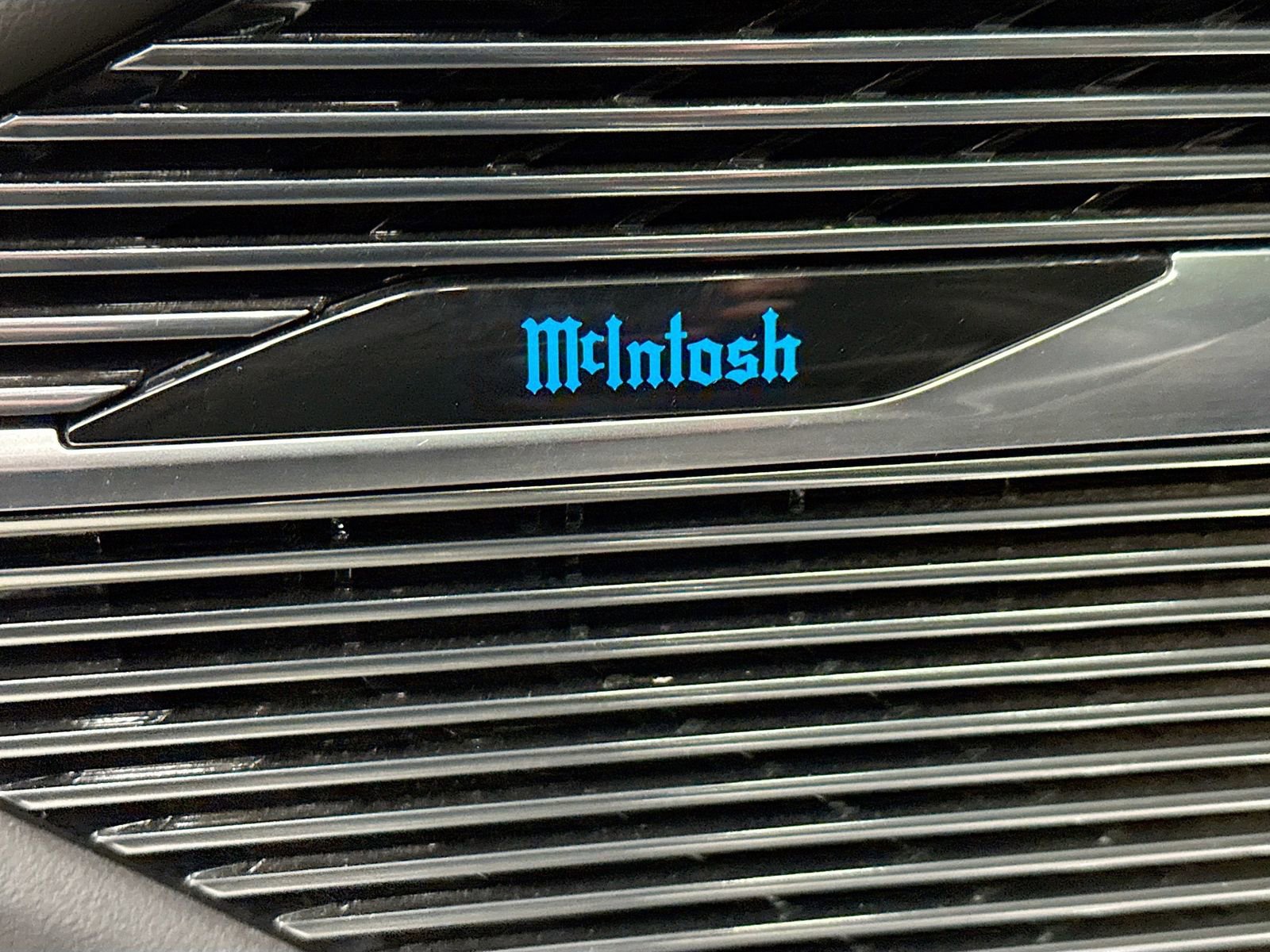 Used 2024 Jeep Grand Wagoneer L Series II w/ Quick Order Packagew 28T image 21