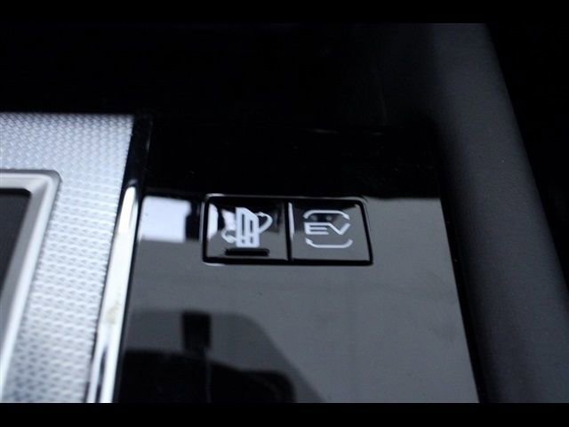 Used 2023 Mitsubishi Outlander SEL image 28