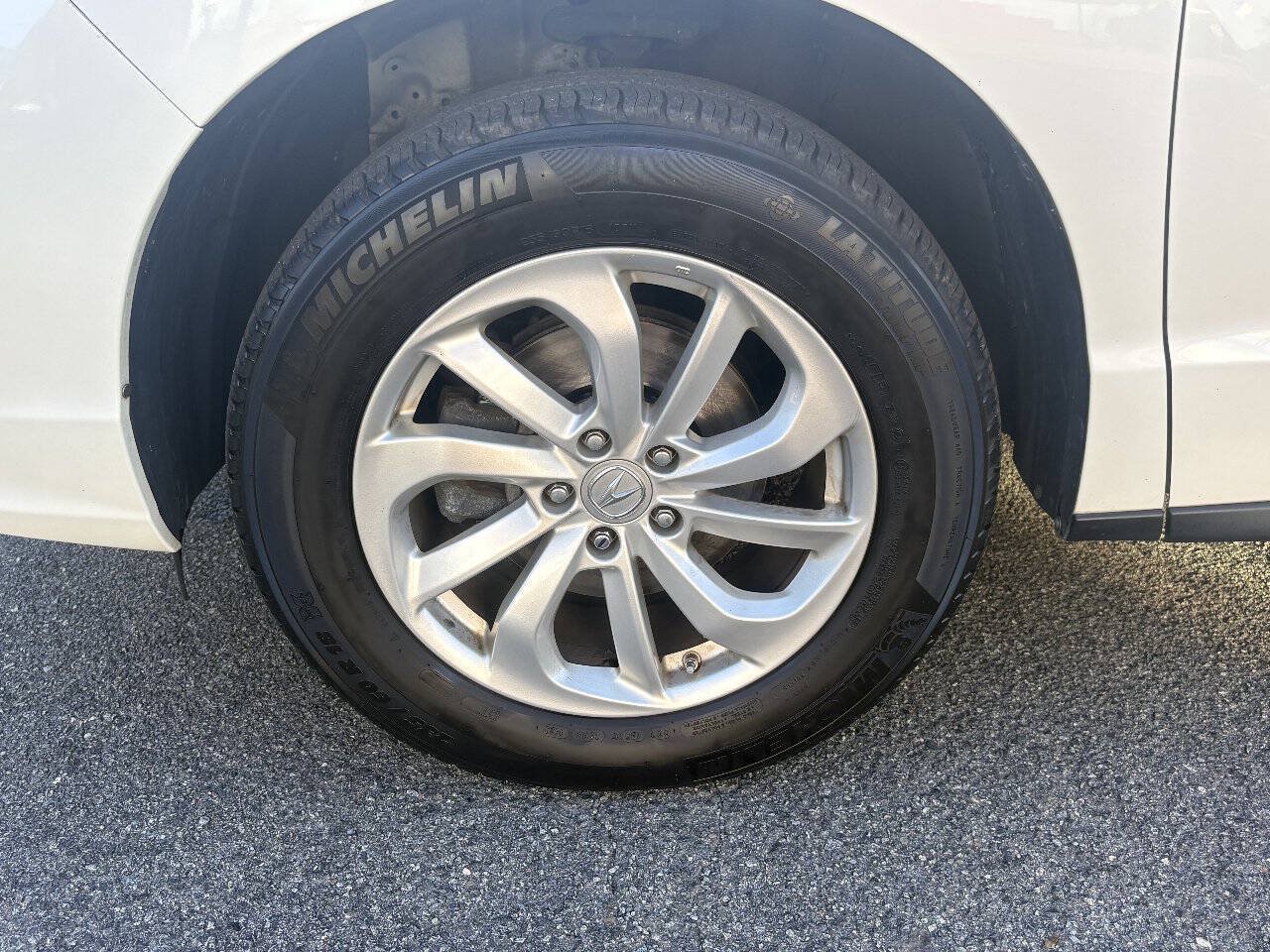 Used 2017 Acura RDX w/ Technology Package AWD/4WD image 28