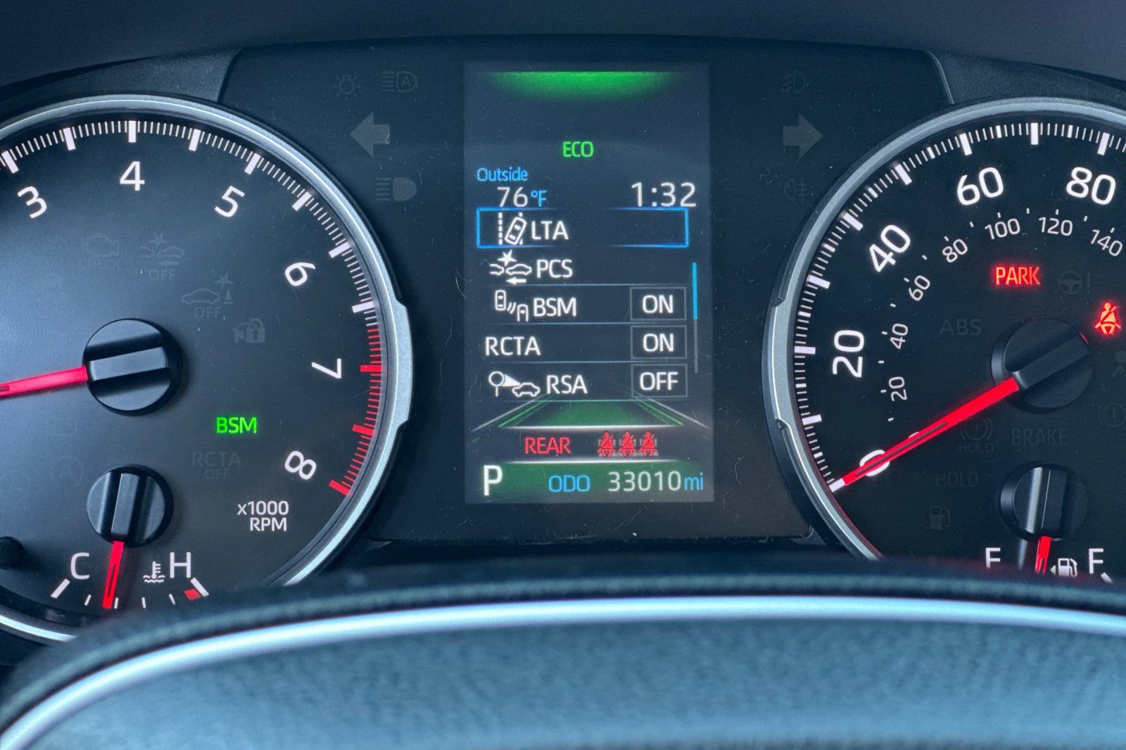 Used 2022 Toyota RAV4 XLE Premium image 26