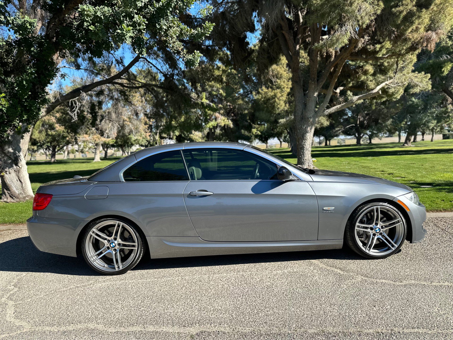 Used 2013 BMW 335is Convertible image 13