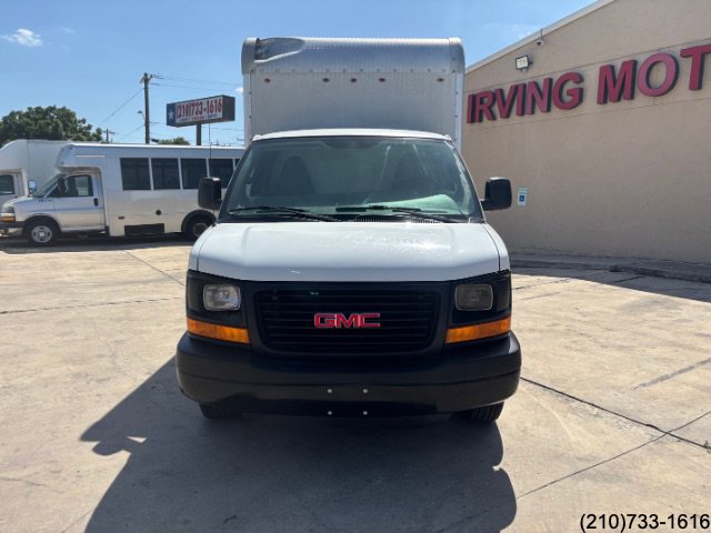 Used 2016 GMC Savana 3500 image 2