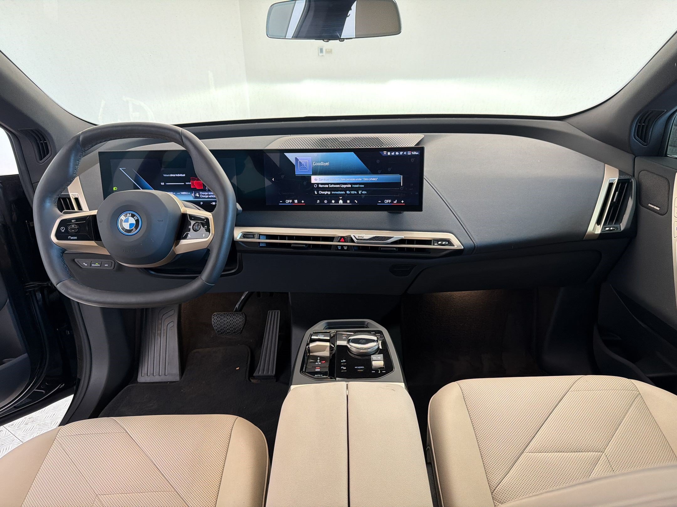 Certified 2024 BMW iX xDrive50 w/ Sport Package AWD/4WD image 17