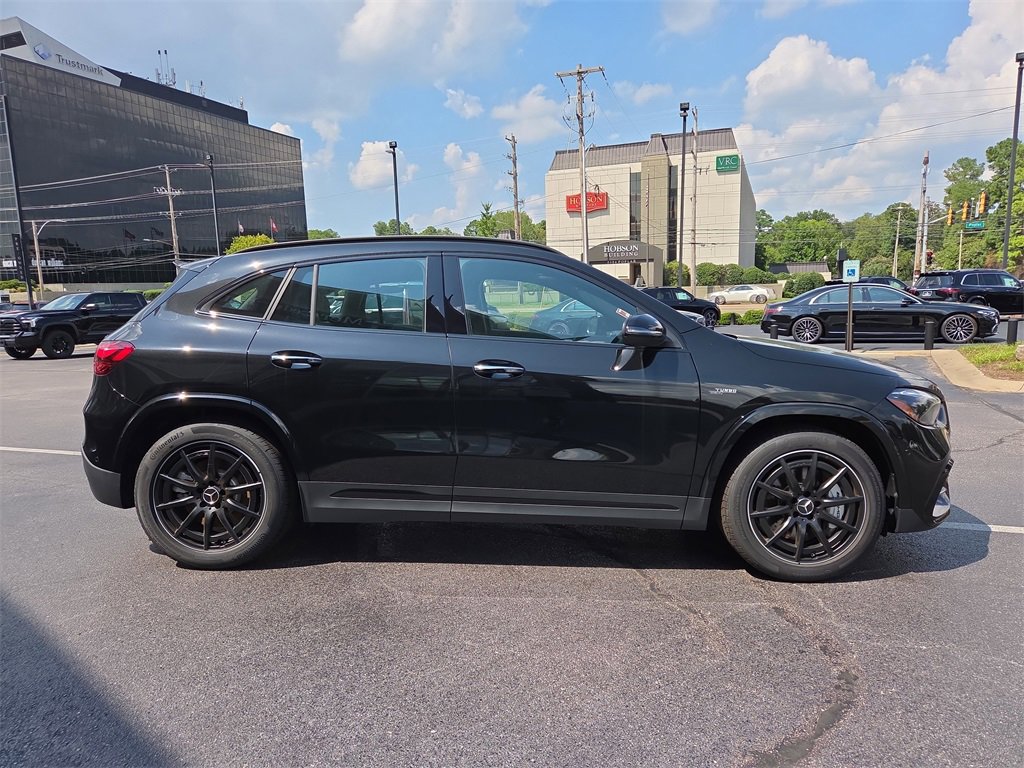New 2025 Mercedes-Benz GLA 35 AMG 4MATIC image 6