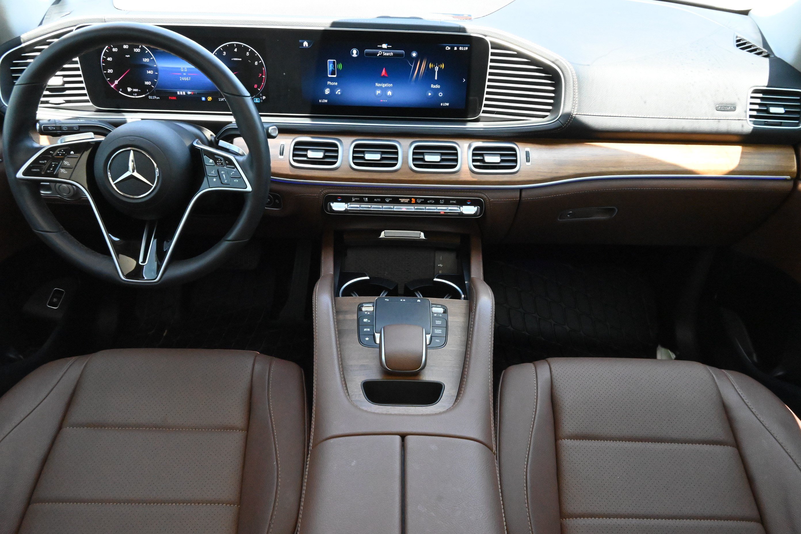 Used 2024 Mercedes-Benz GLE 450 4MATIC image 15