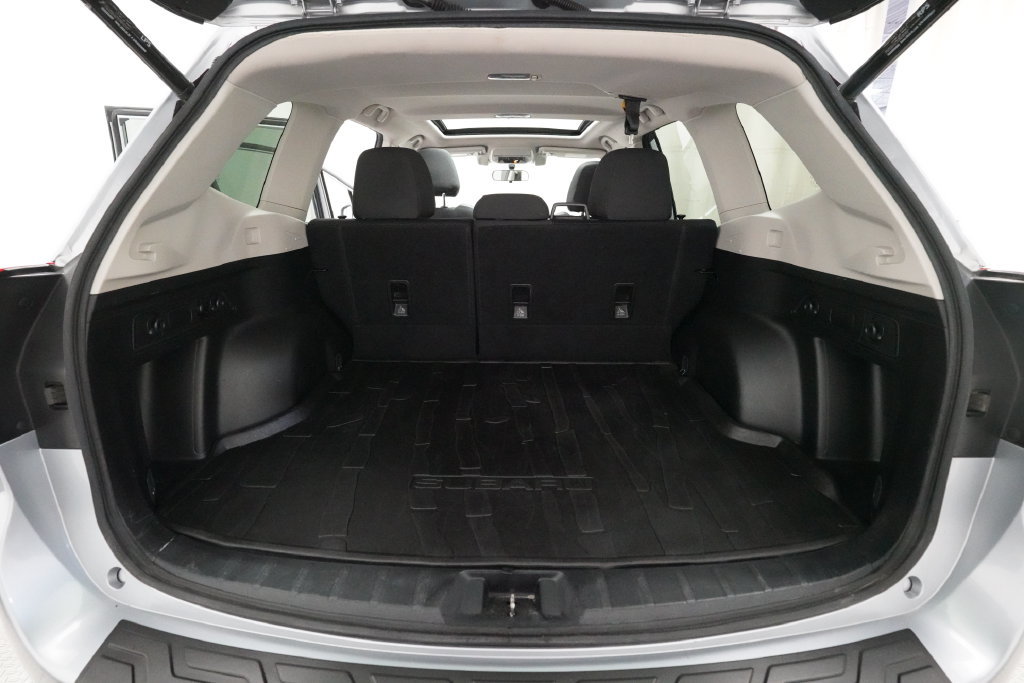 Used 2019 Subaru Forester Premium AWD/4WD image 10