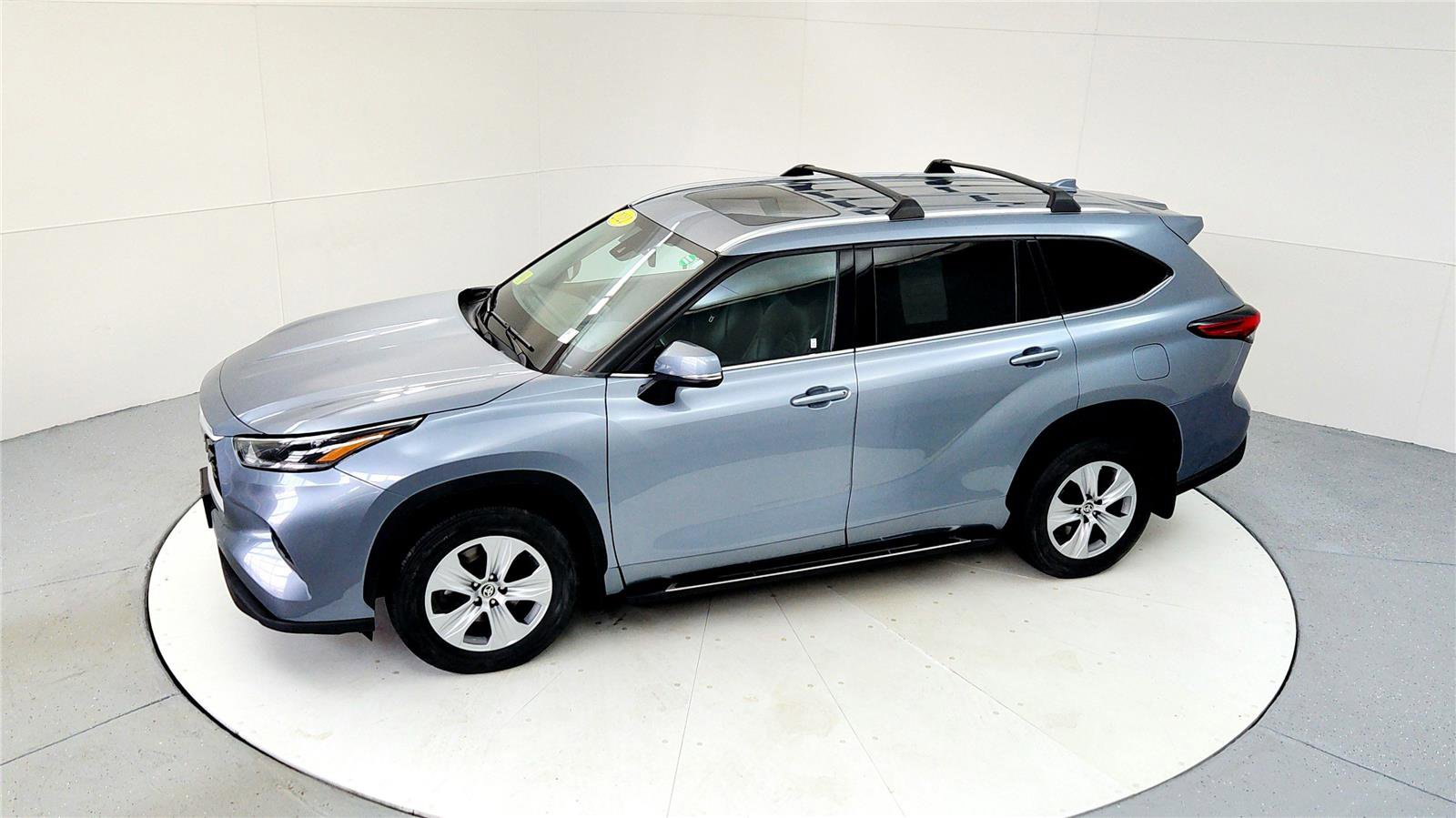 Certified 2021 Toyota Highlander XLE image 15