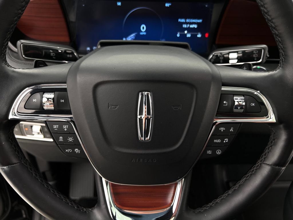 Used 2022 Lincoln Navigator L Reserve AWD/4WD image 18