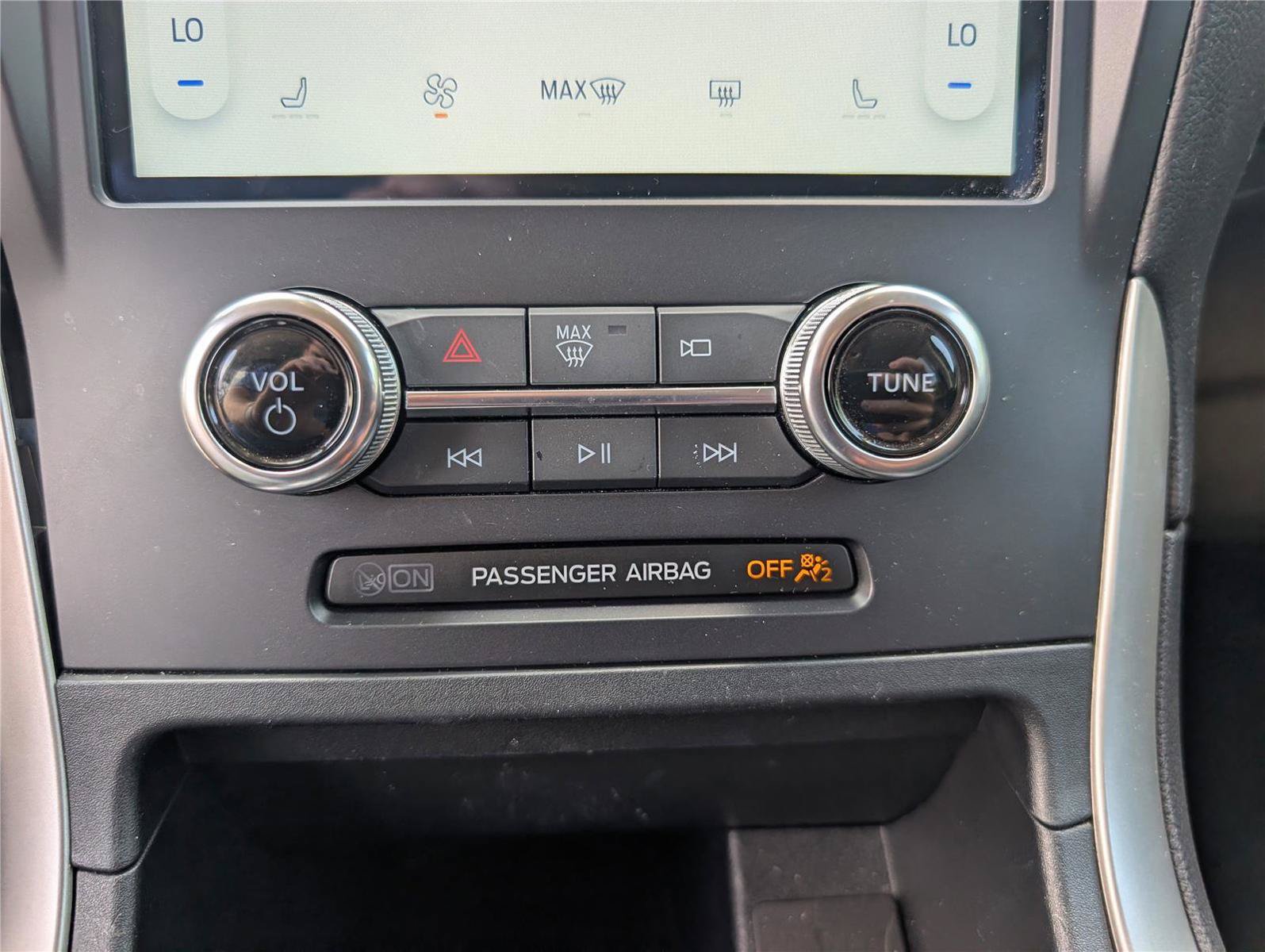 Used 2024 Ford Edge SEL w/ Convenience Package AWD/4WD image 15