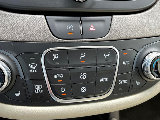 Used 2024 Chevrolet Malibu LT FWD image 17