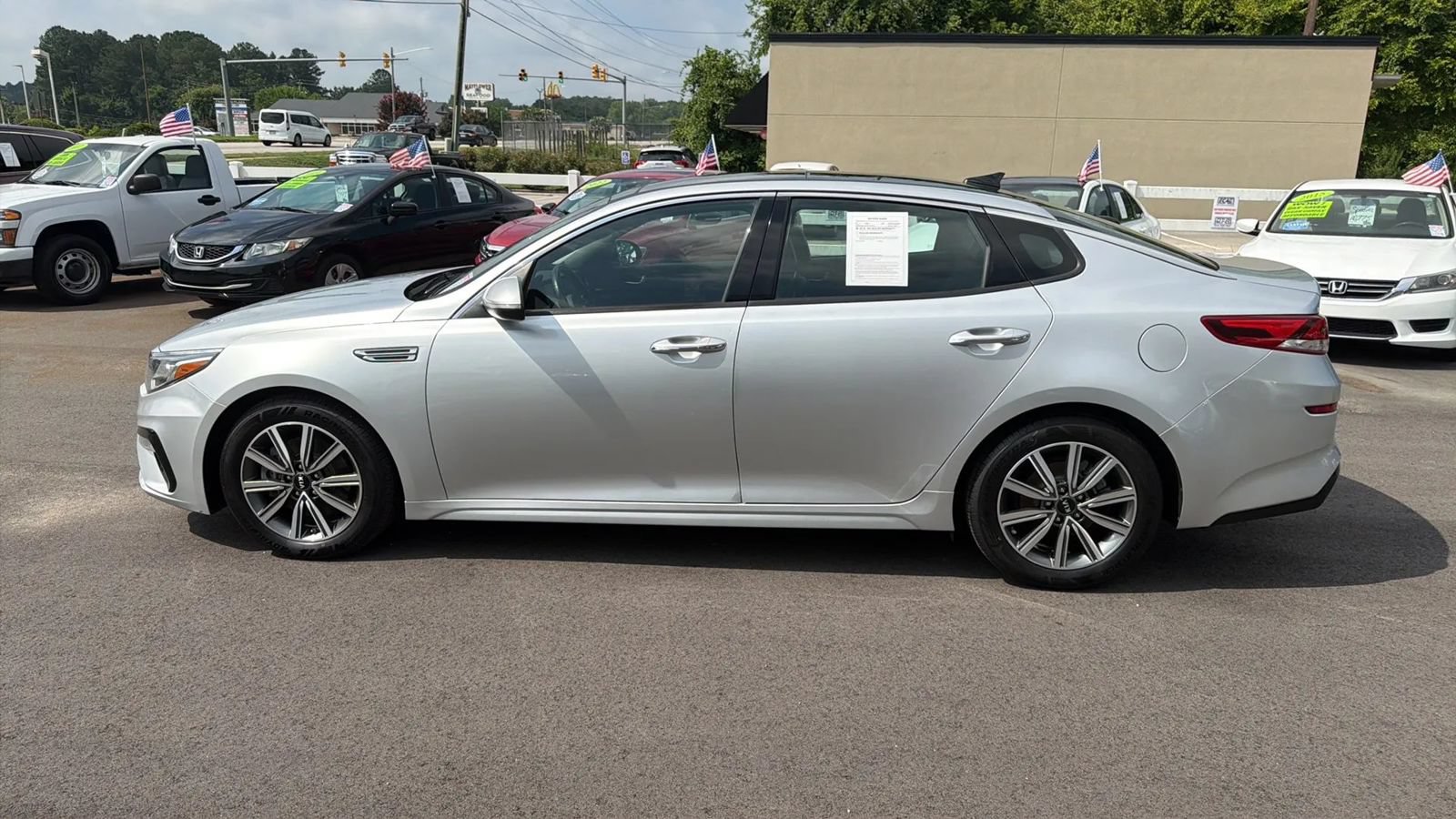 Used 2020 Kia Optima Premium FWD image 2