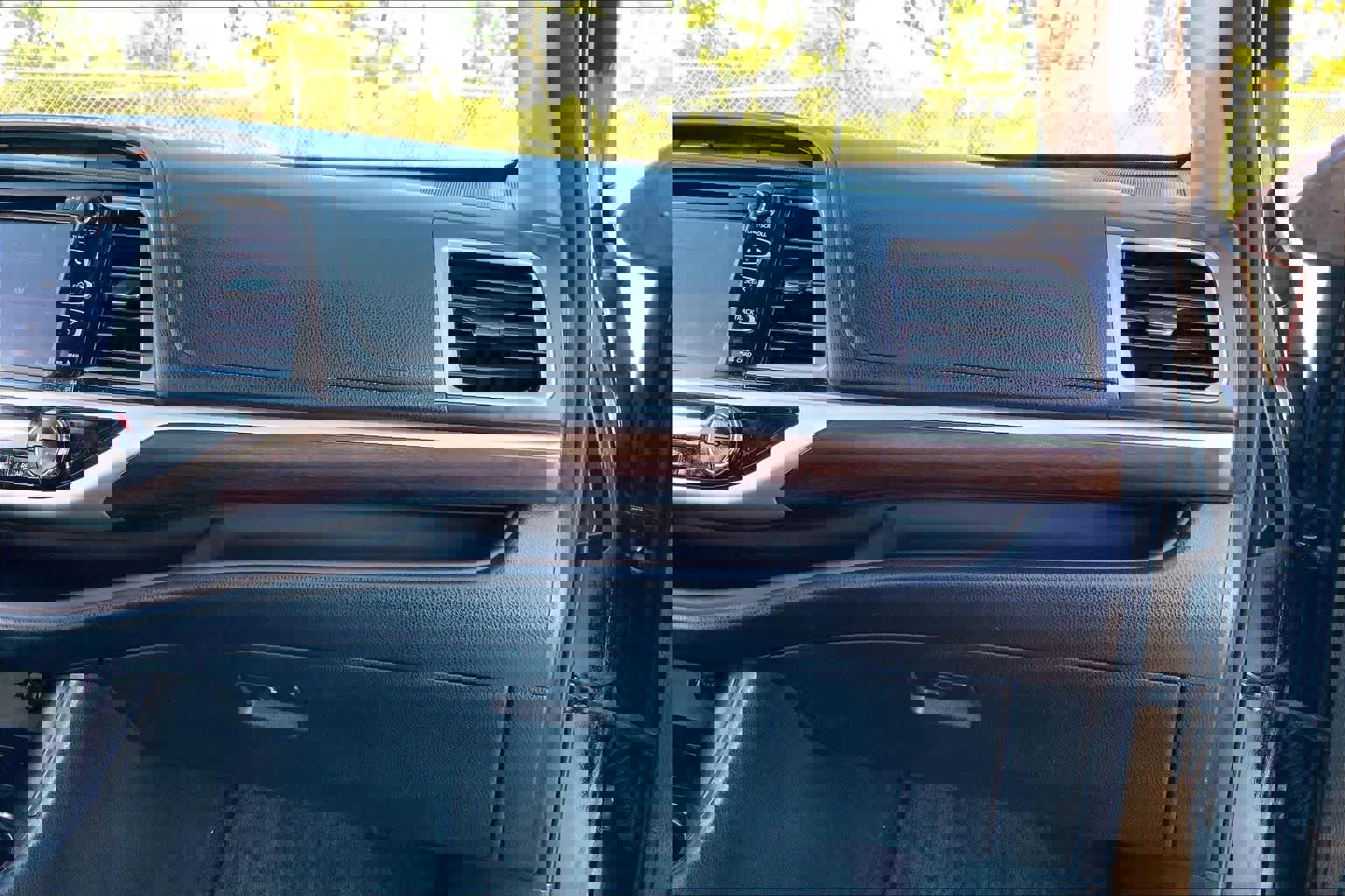 Used 2014 Toyota Highlander Limited Platinum image 17