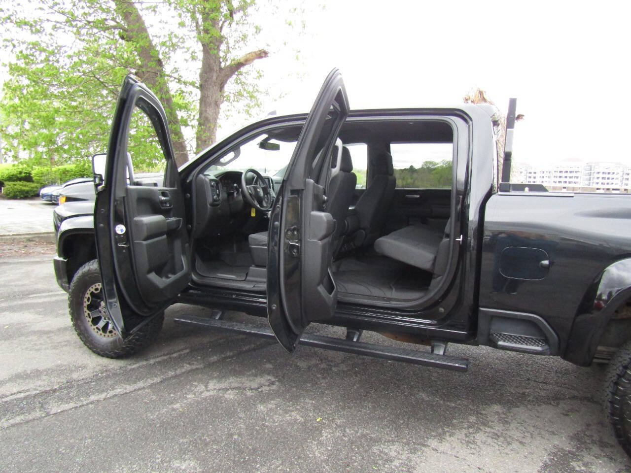 Used 2021 Chevrolet Silverado 2500 Custom w/ Custom Value Package AWD/4WD image 23