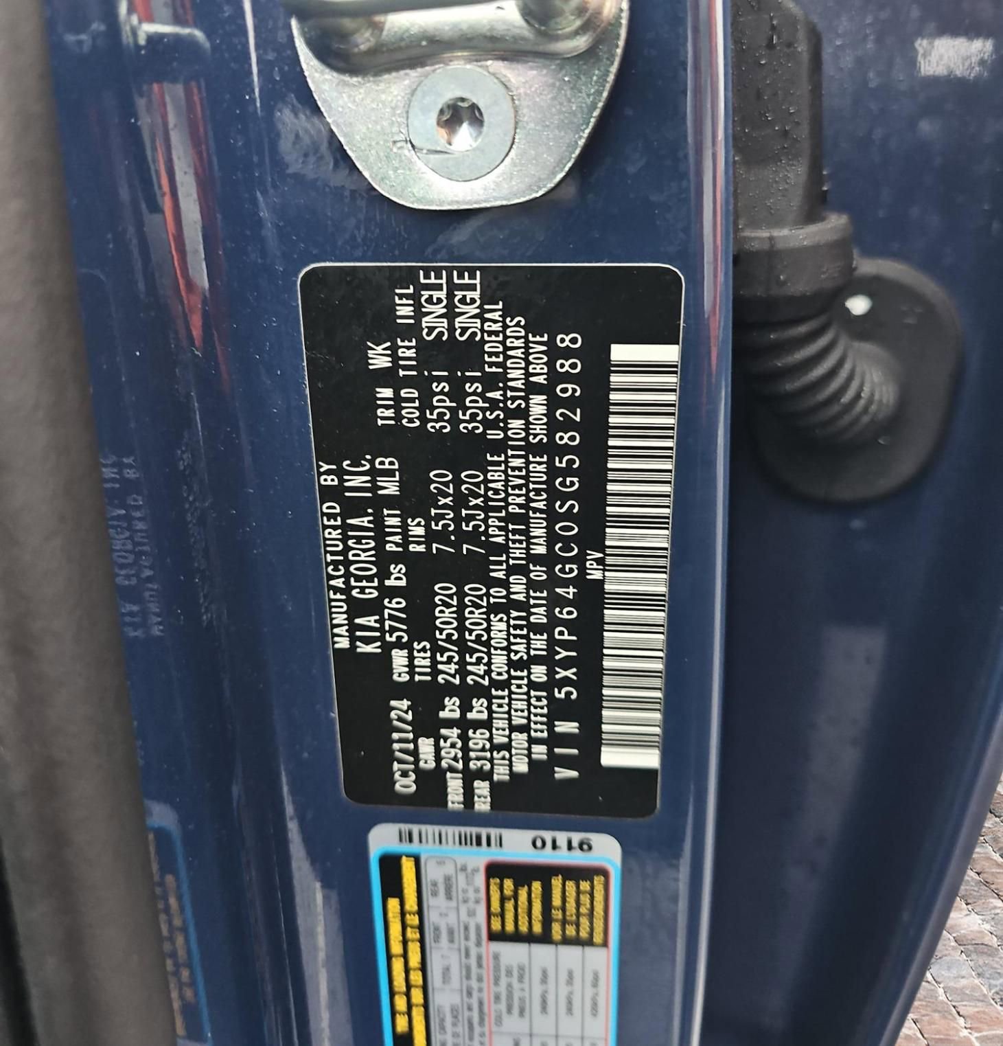 Used 2025 Kia Telluride S FWD image 10