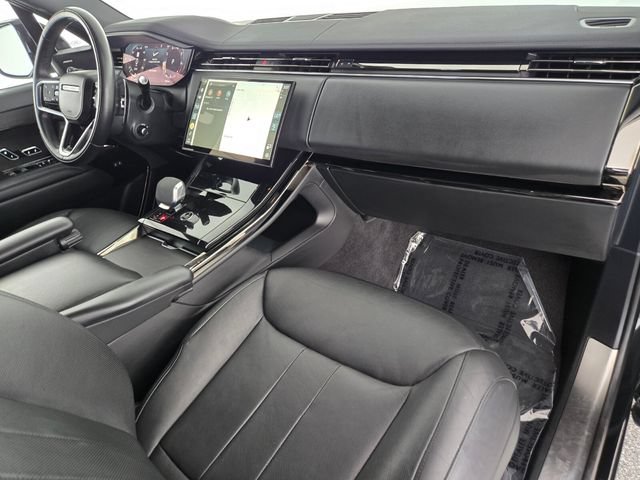 Used 2024 Land Rover Range Rover Sport SE AWD/4WD image 17