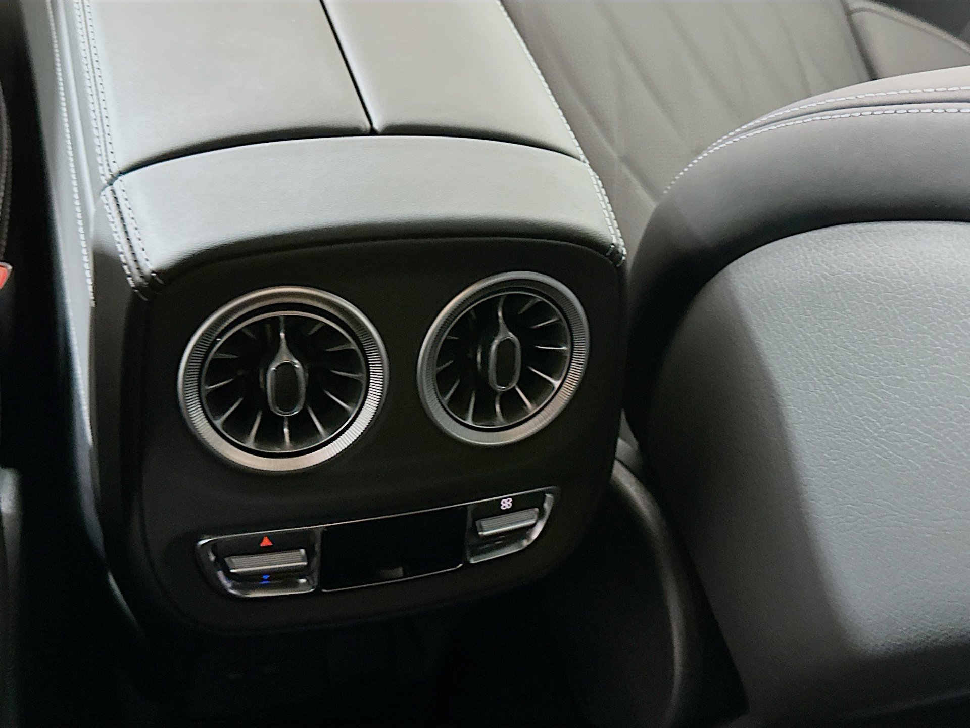 New 2026 Mercedes-Benz G 63 AMG 4MATIC image 28