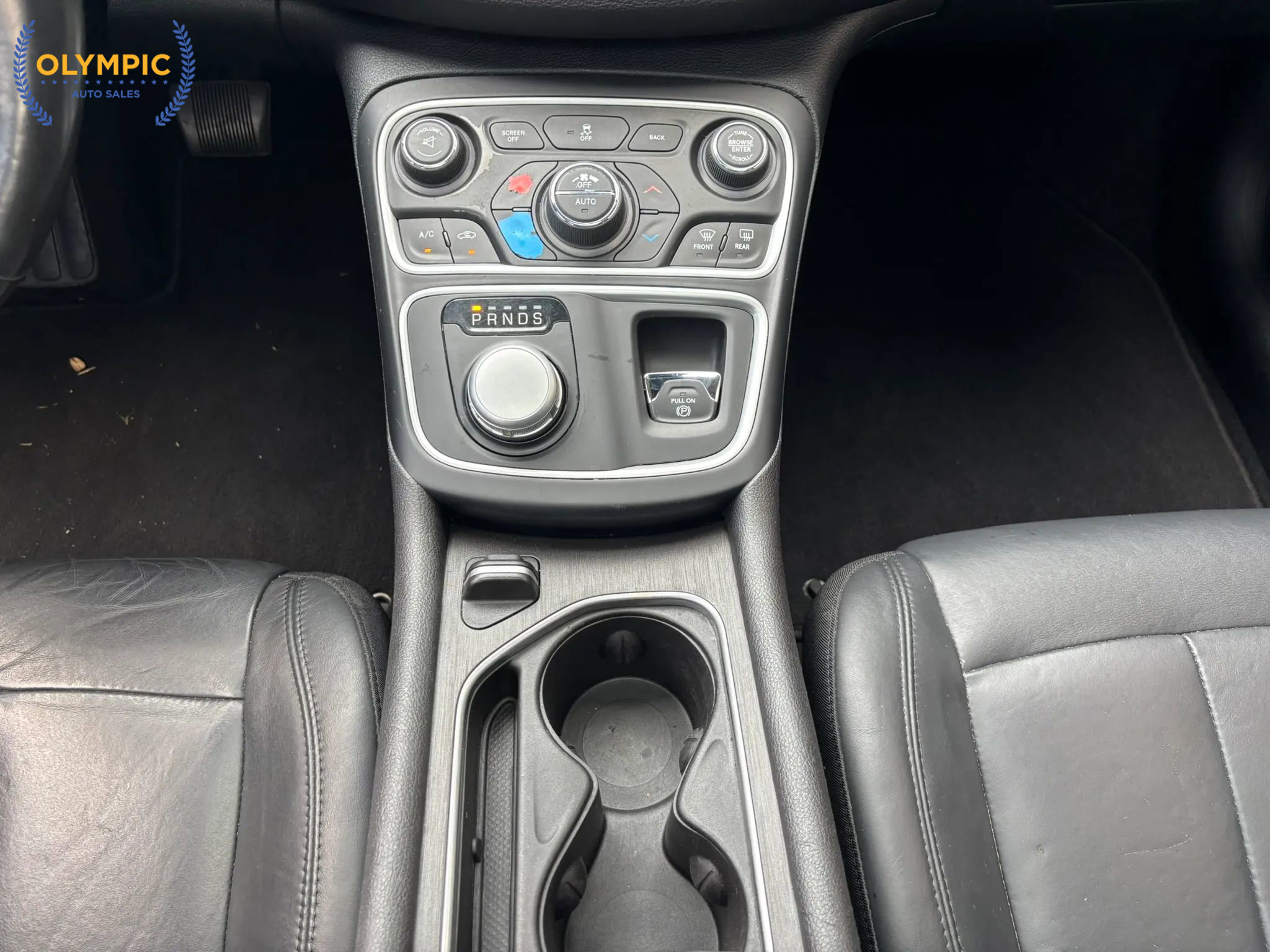 Used 2017 Chrysler 200 Limited Platinum w/ Comfort & Convenience Group image 28