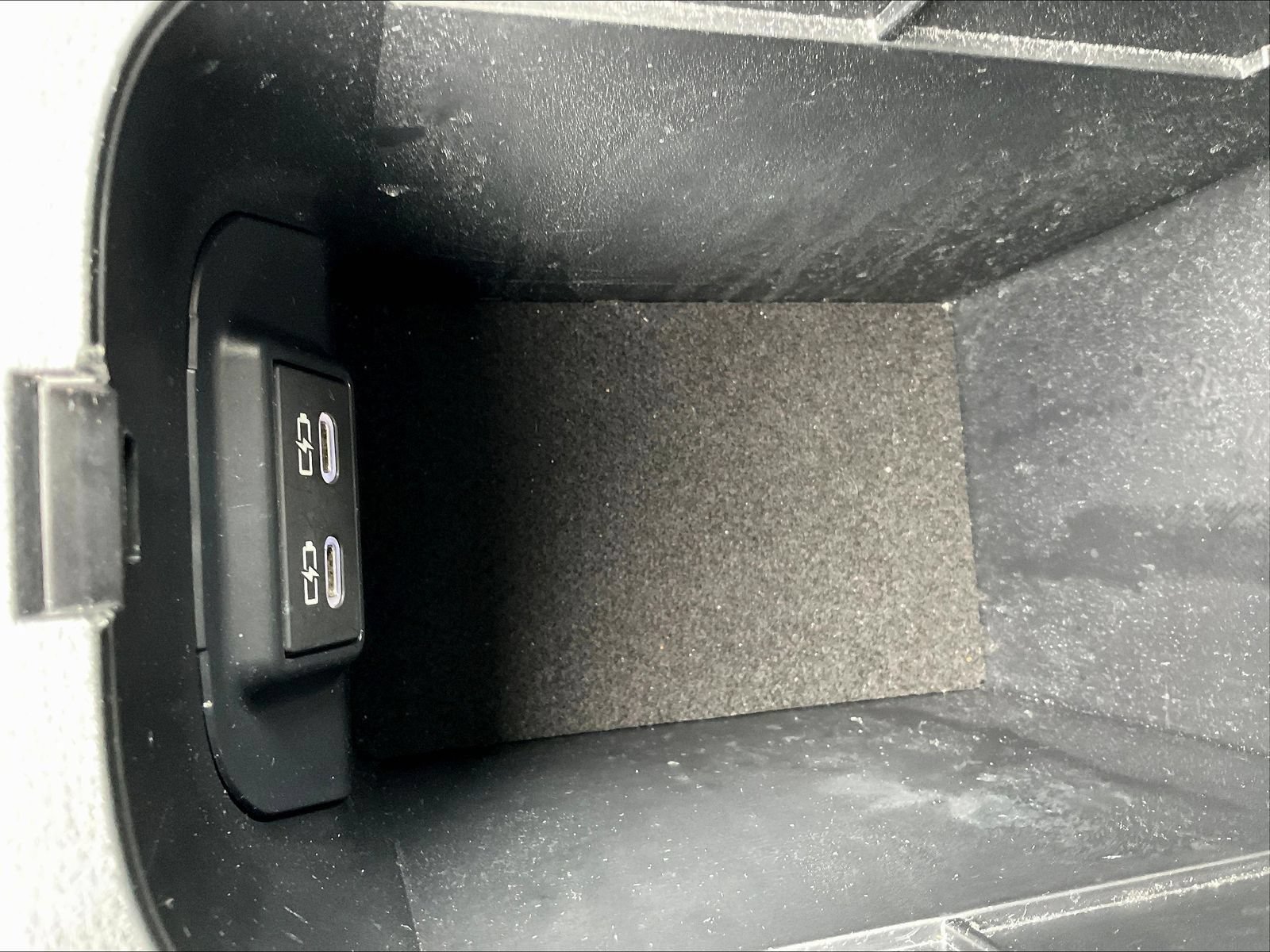 Used 2025 Toyota RAV4 XLE FWD image 18
