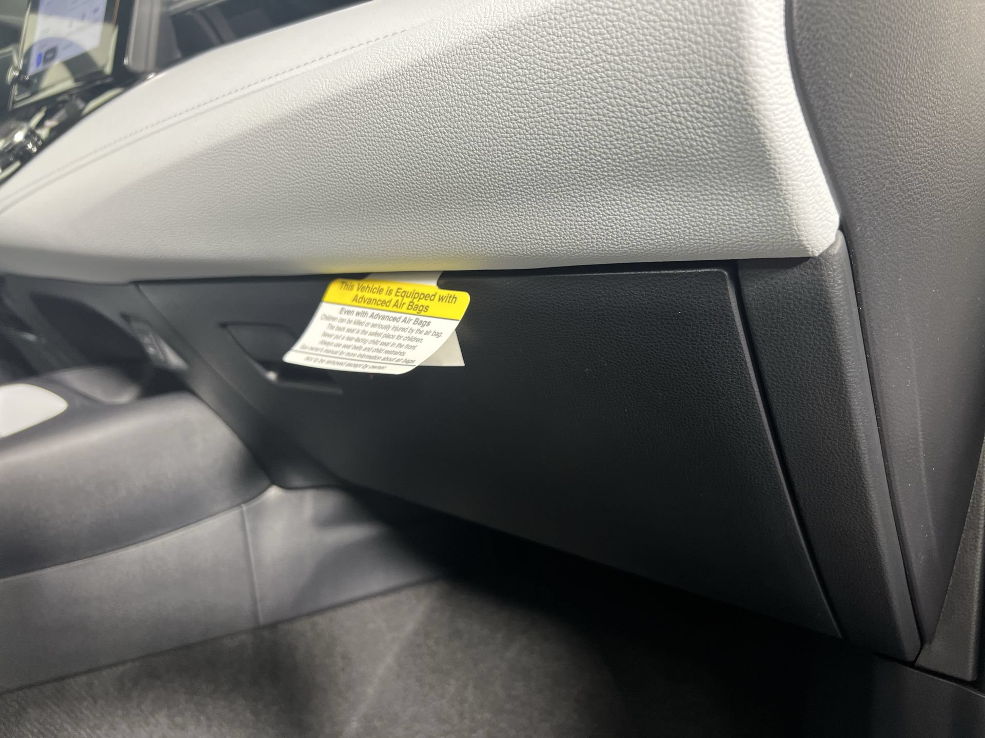 Used 2023 Toyota Corolla SE FWD image 35