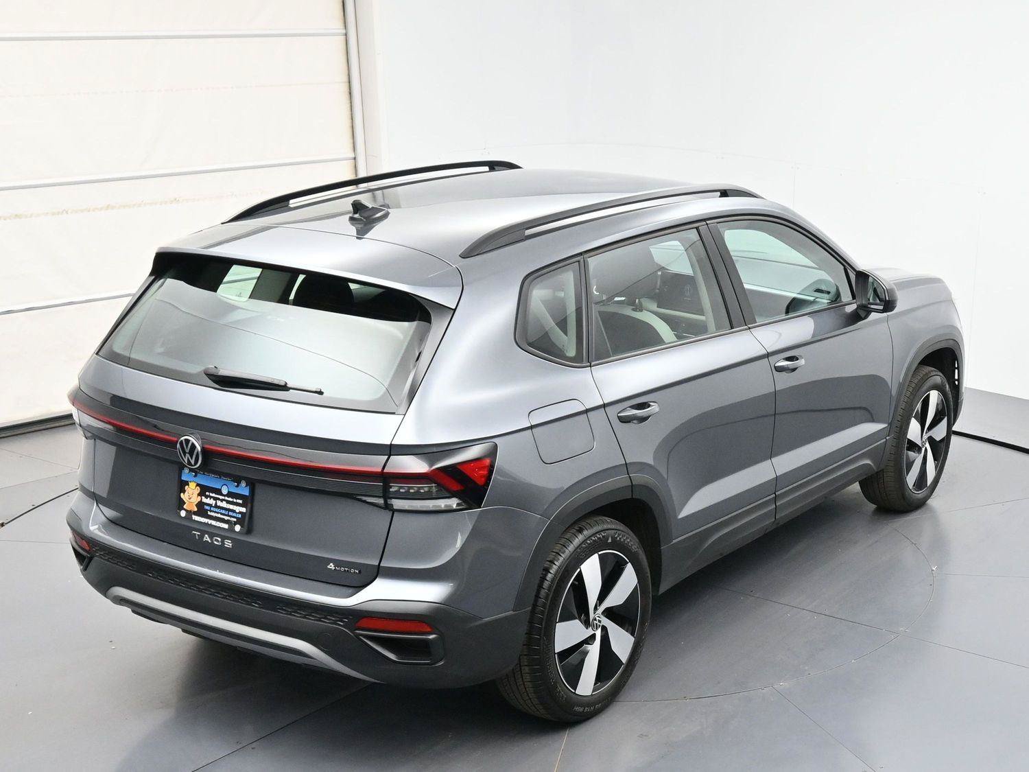 Certified 2025 Volkswagen Taos S AWD/4WD image 34