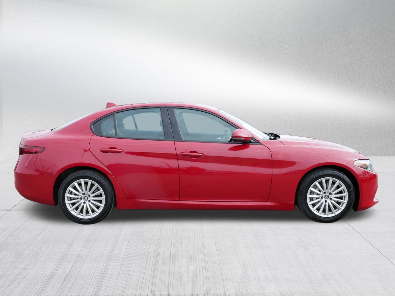 Used 2022 Alfa Romeo Giulia Sprint image 8