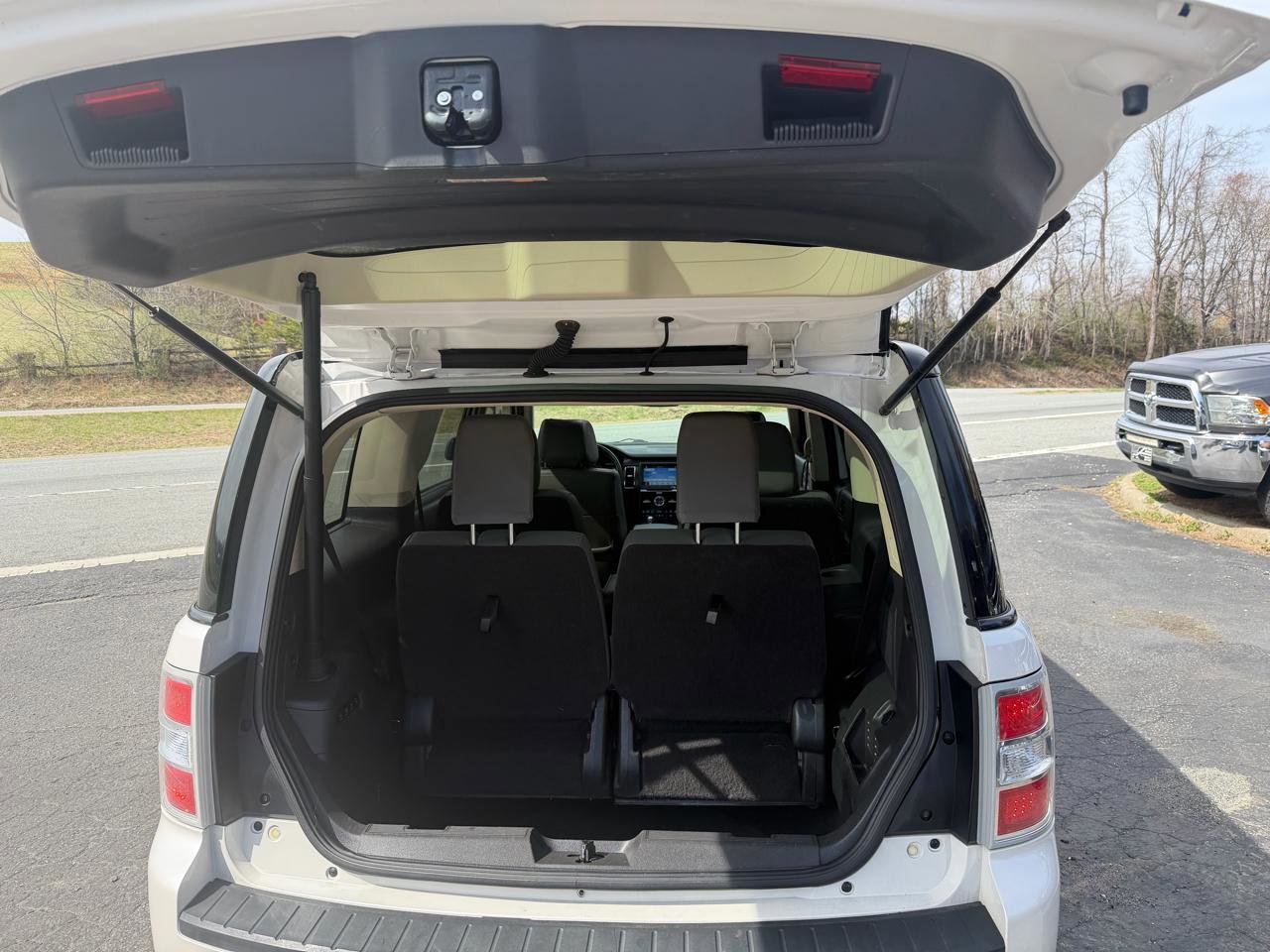 Used 2016 Ford Flex Limited w/ Equipment Group 303A AWD/4WD image 43