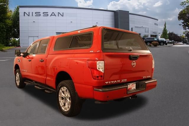 Used 2024 Nissan Titan SV w/ SV Convenience Package AWD/4WD image 5