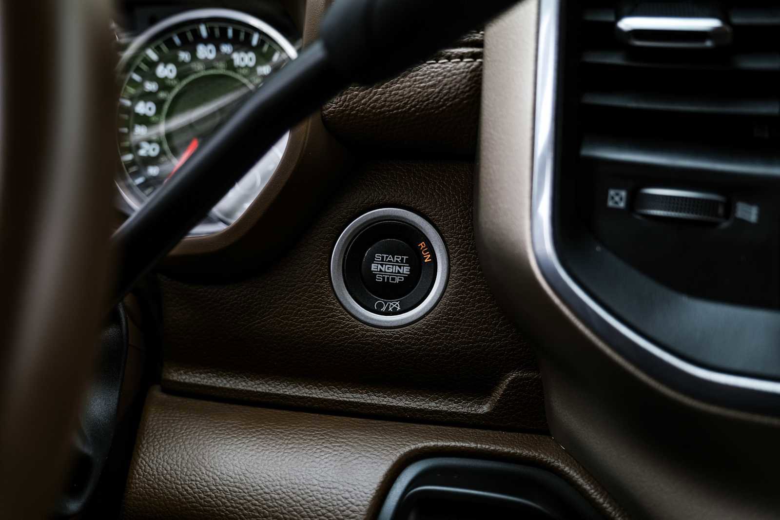 Used 2022 RAM 2500 Laramie AWD/4WD image 21