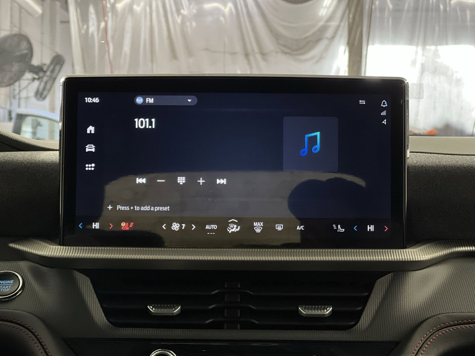 Used 2025 Ford Explorer ST image 17