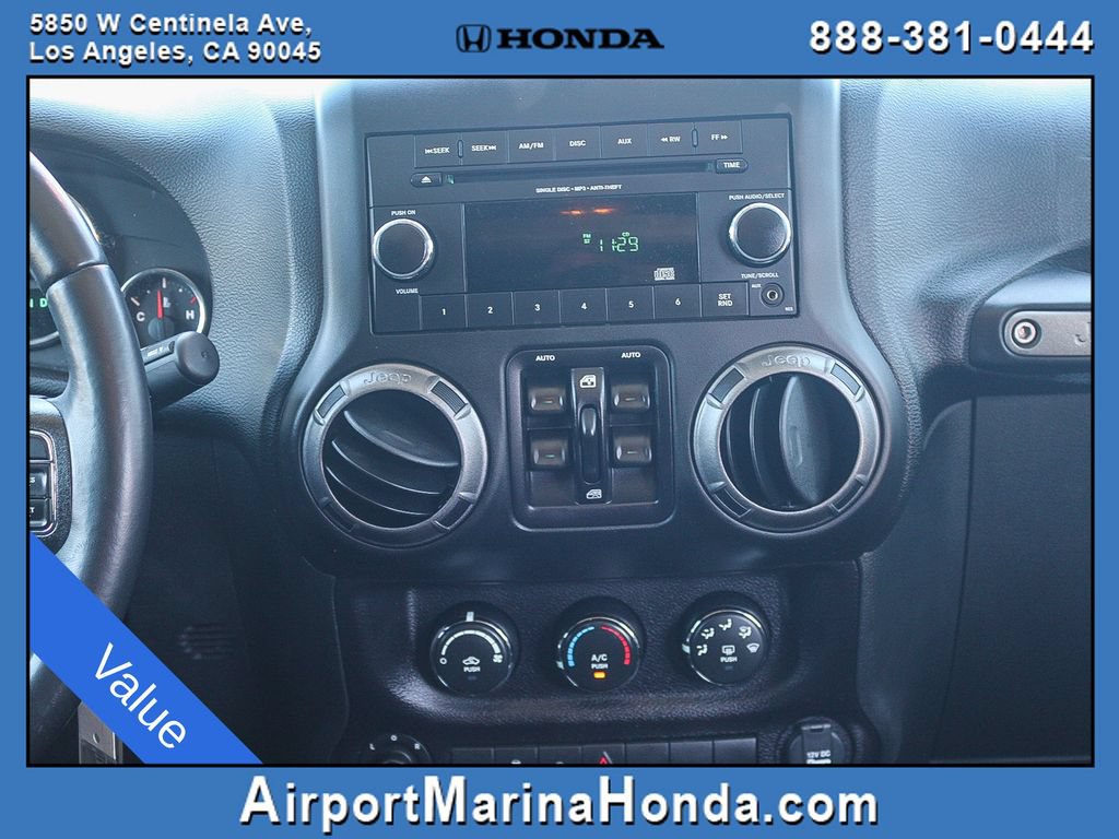 Used 2018 Jeep Wrangler Unlimited Sport S AWD/4WD image 21