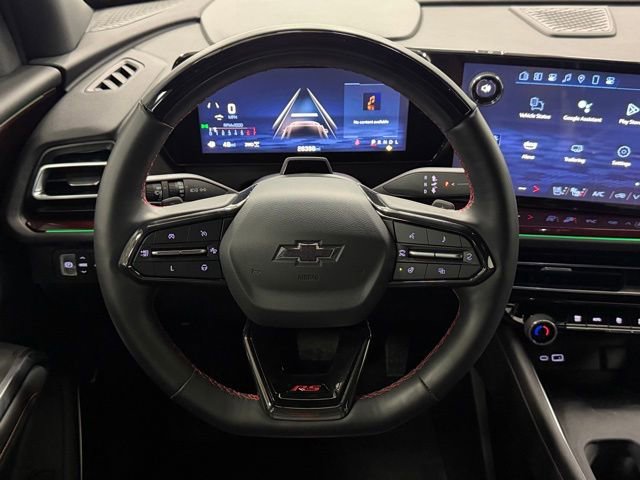 Used 2024 Chevrolet Traverse RS image 17