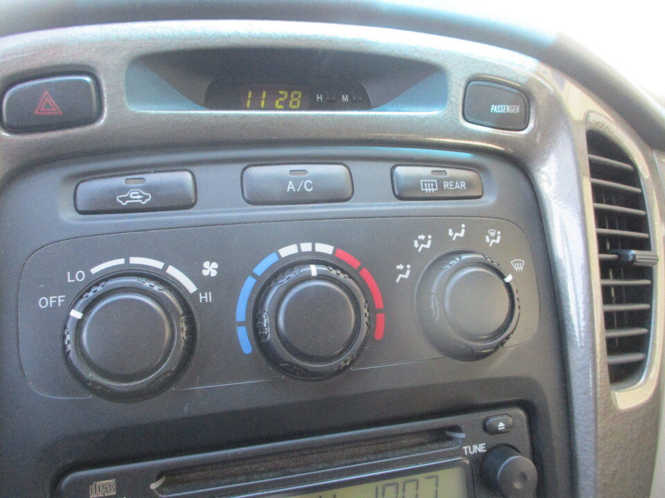 Used 2003 Toyota Highlander Limited FWD image 31