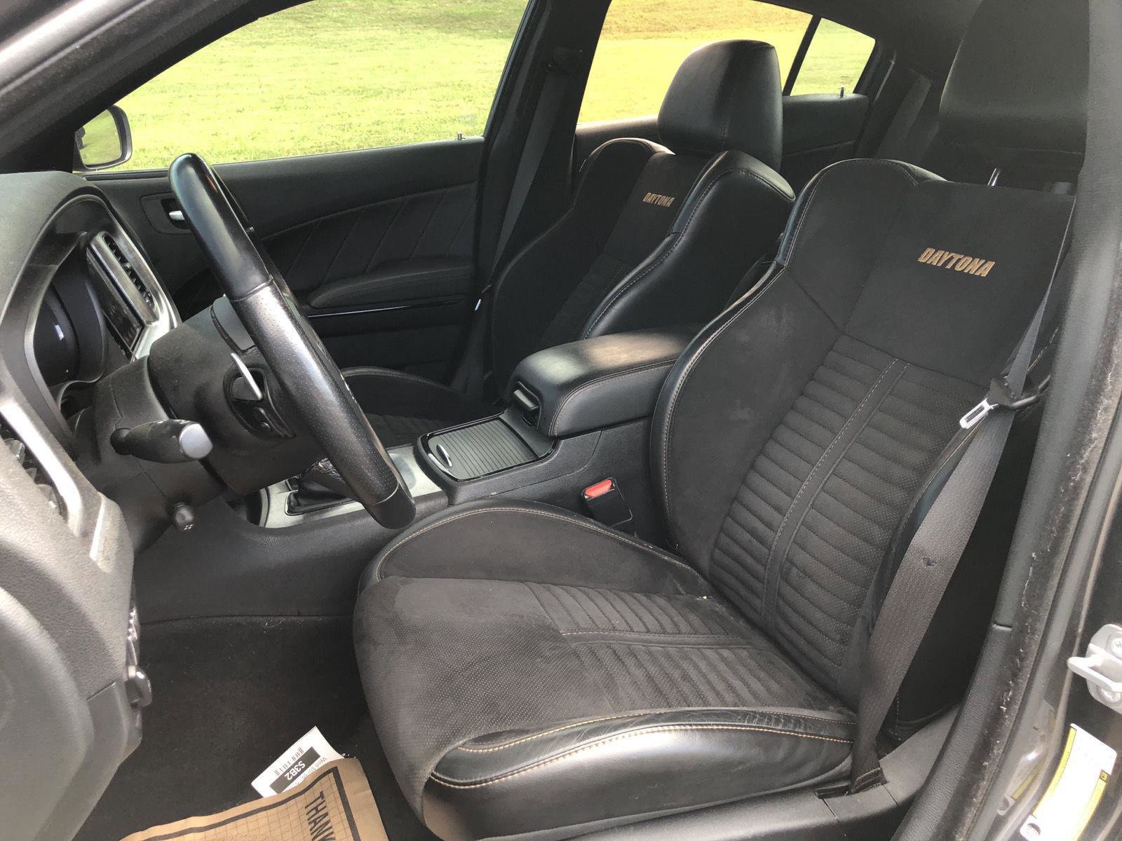 Used 2018 Dodge Charger R/T image 16