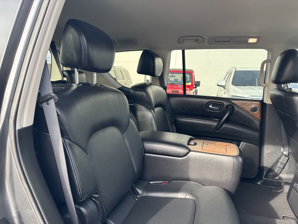 Used 2024 Nissan Armada SL w/ Captain's Chairs Package image 25