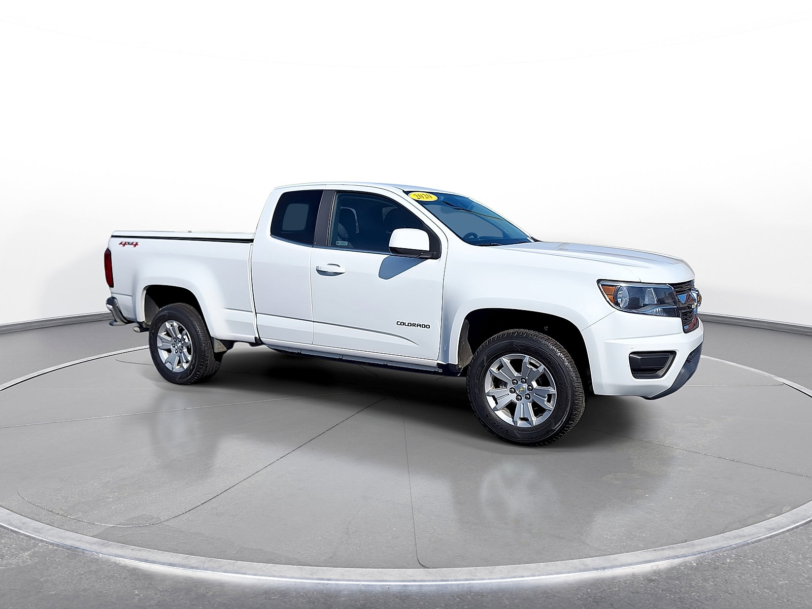 Used 2020 Chevrolet Colorado LT w/ Safety Package AWD/4WD image 2