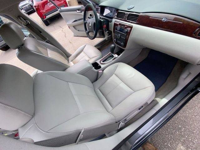 Used 2008 Chevrolet Impala LT FWD image 30