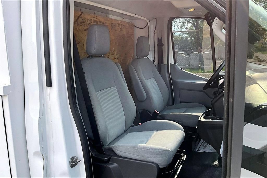 Used 2016 Ford Transit 250 138 RWD image 7