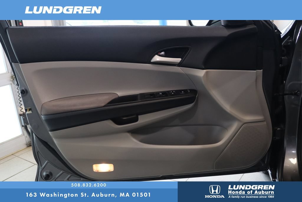 Used 2011 Honda Accord LX image 9