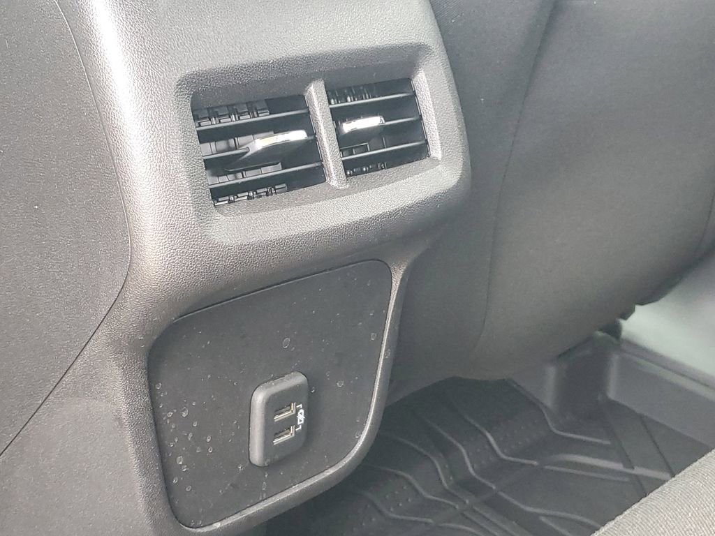 Certified 2024 Chevrolet Equinox LT w/ LPO, Floor Liner Package AWD/4WD image 31