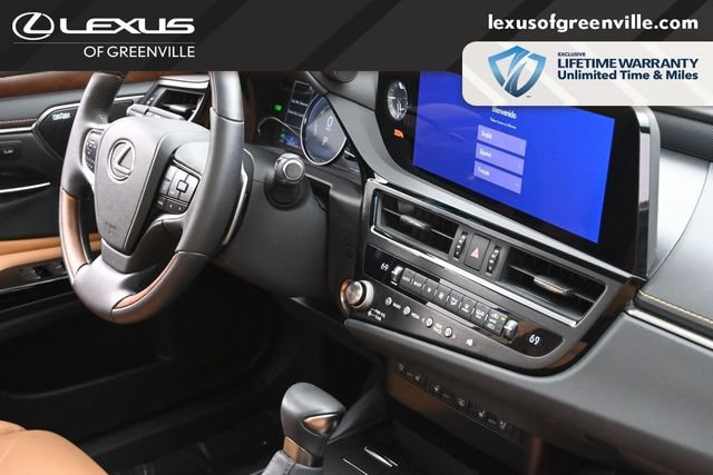 Used 2024 Lexus ES 300h w/ Accessory Package (Z1) FWD image 24