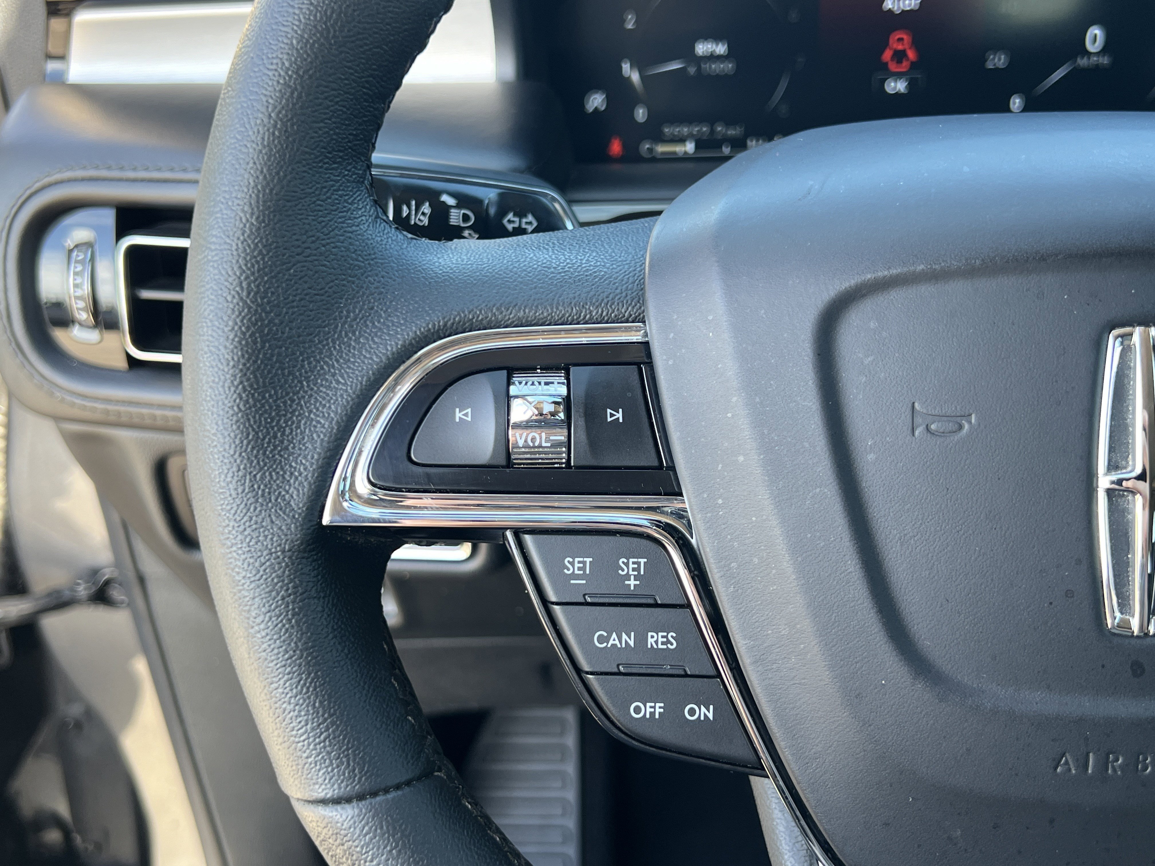 Certified 2023 Lincoln Nautilus Standard w/ Premium Package image 16