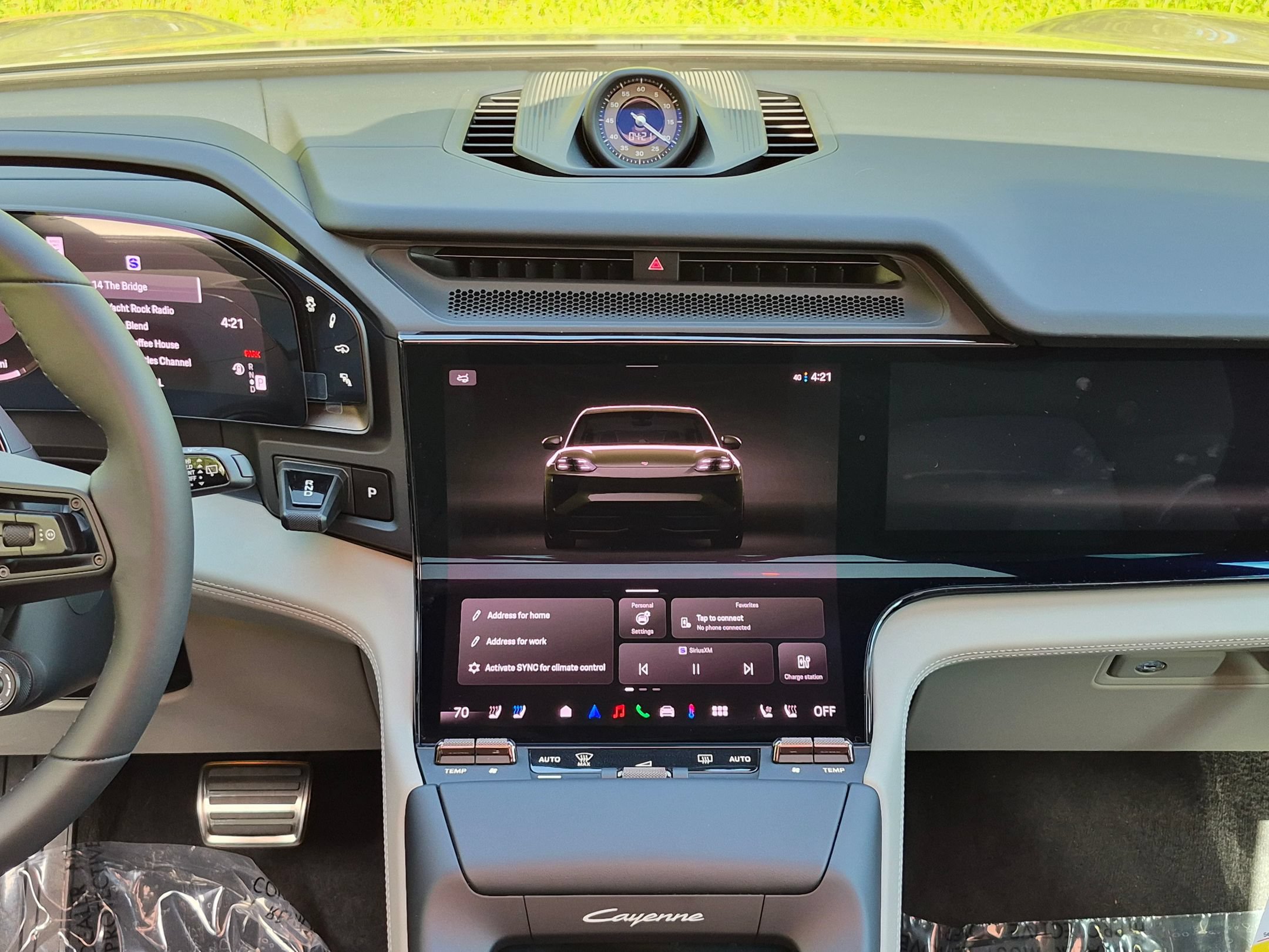New 2026 Porsche Cayenne Turbo Electric AWD/4WD image 13