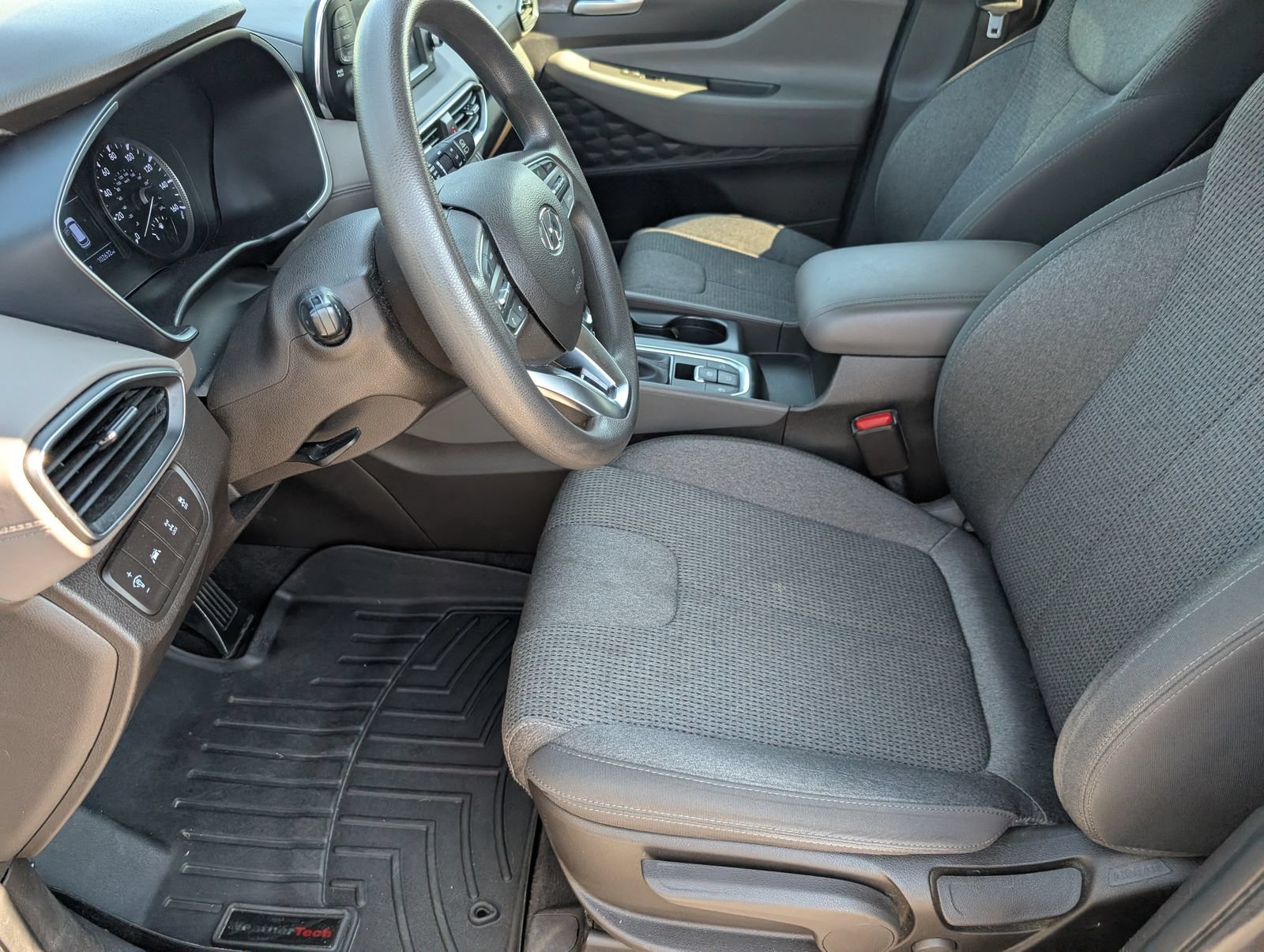Used 2020 Hyundai Santa Fe SE AWD/4WD image 11