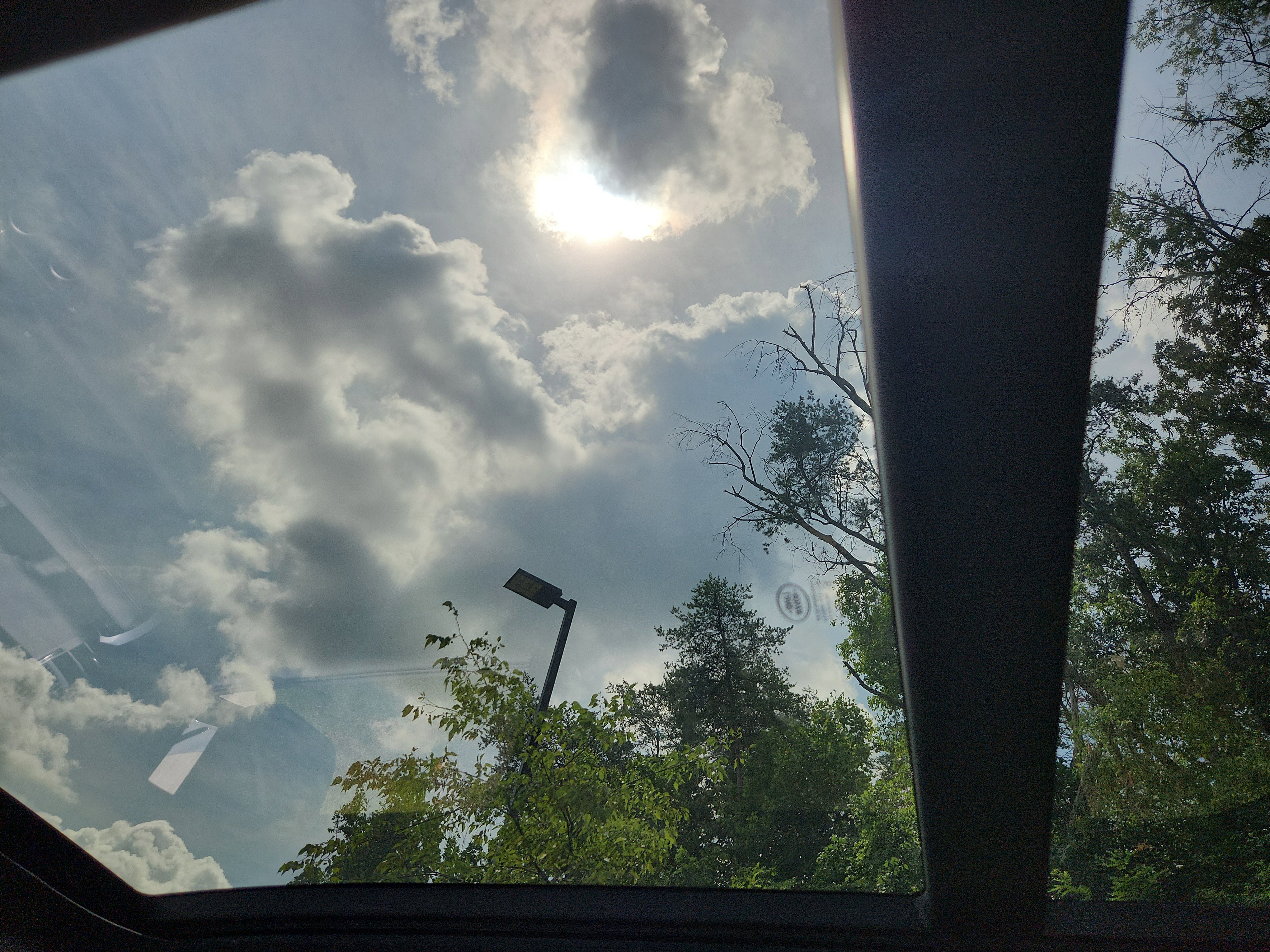 Used 2025 Land Rover Defender 130 S image 25