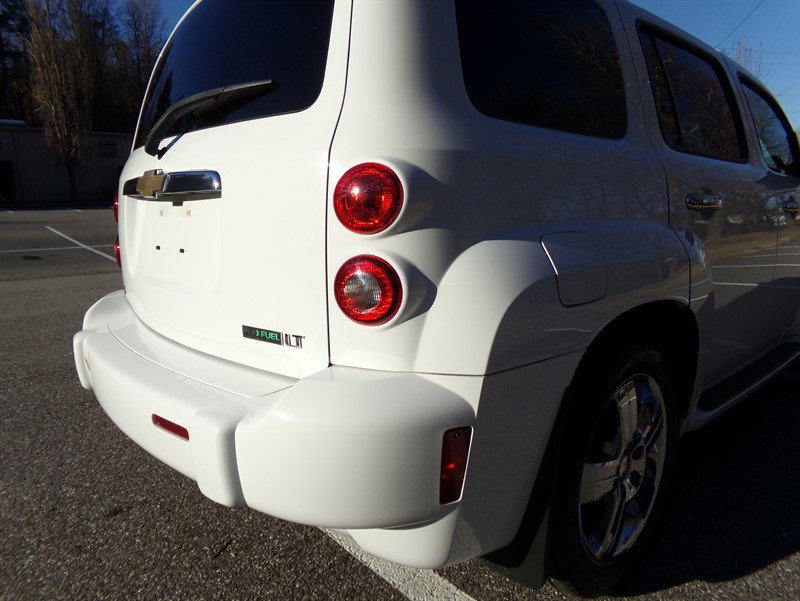 Used 2010 Chevrolet HHR LT w/ LT Preferred Equipment Group image 10