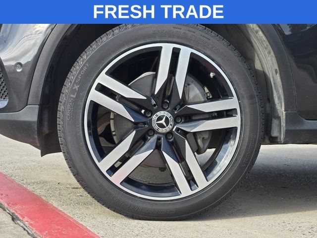 Used 2021 Mercedes-Benz GLC 300 4MATIC image 11