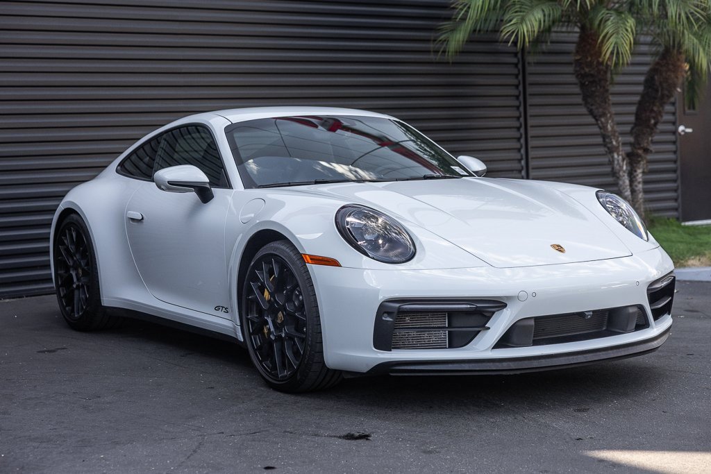 Certified 2024 Porsche 911 Carrera GTS image 6